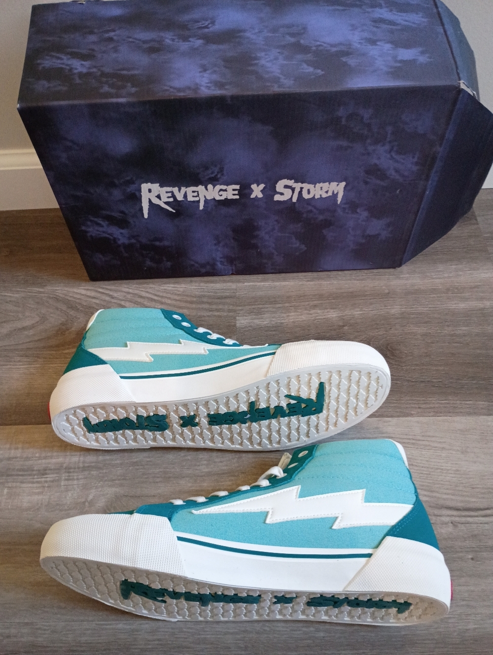 NIB REVENGE STORM Mens VOL 2 SIZE 11 TURQUOISE‎ SEA GREEN High Top Sneaker Shoes - Picture 4 of 7
